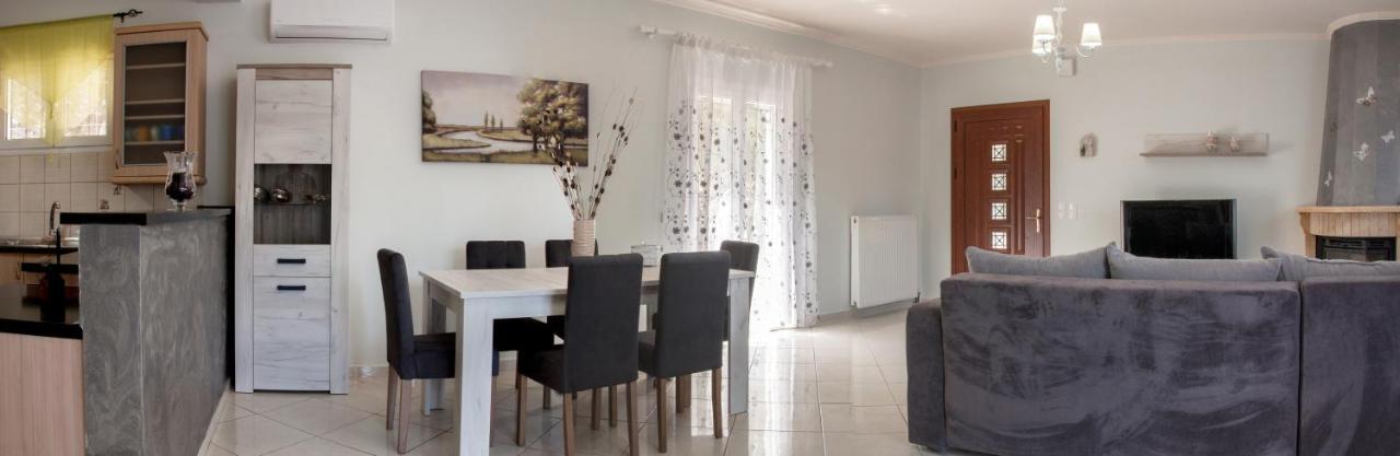 Villa Angelika เลียปาเดส ภายนอก รูปภาพ