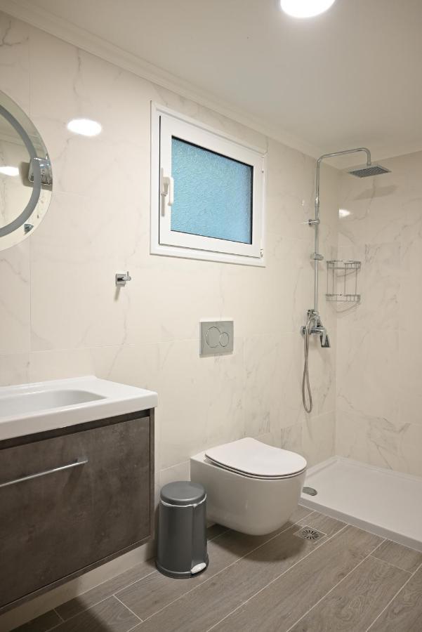 Villa Angelika เลียปาเดส ภายนอก รูปภาพ